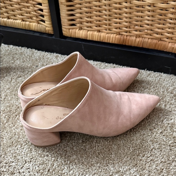 Seven7 Shoes - Seven7 Blush Pink Pointed Toe Suede Mules